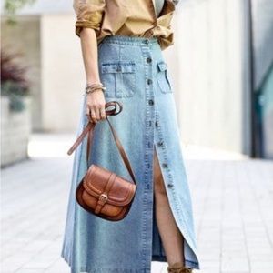 NWT, Denim Button Down Skirt by Mazik in size Large
